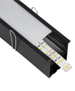GloboStar® RECESS-PROFILE 70818-1M Προφίλ Αλουμινίου – Βάση & Ψύκτρα Ταινίας LED με Λευκό Γαλακτερό Κάλυμμα – Χωνευτή Χρήση – Πατητό Κάλυμμα – Μαύρο – 1 Μέτρο – Μ100 x Π7.5 x Υ7cm