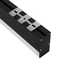GloboStar® SURFACEPENDANT-PROFILE 70832-1M Προφίλ Αλουμινίου – Βάση & Ψύκτρα Ταινίας LED με Λευκό Γαλακτερό Κάλυμμα – Επιφανειακή & Κρεμαστή Χρήση – Πατητό Κάλυμμα – Μαύρο – 1 Μέτρο – Μ100 x Π3.5 x Υ7.4cm