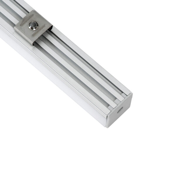 GloboStar® SURFACEPENDANT-PROFILE 70847-1M Προφίλ Αλουμινίου – Βάση & Ψύκτρα Ταινίας LED με Λευκό Γαλακτερό Κάλυμμα – Επιφανειακή & Κρεμαστή Χρήση – Πατητό Κάλυμμα – Ασημί – 1 Μέτρο – Μ100 x Π2.6 x Υ2.3cm