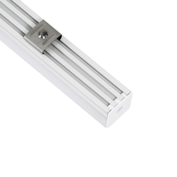 GloboStar® SURFACEPENDANT-PROFILE 70848-1M Προφίλ Αλουμινίου – Βάση & Ψύκτρα Ταινίας LED με Λευκό Γαλακτερό Κάλυμμα – Επιφανειακή & Κρεμαστή Χρήση – Πατητό Κάλυμμα – Λευκό – 1 Μέτρο – Μ100 x Π2.6 x Υ2.3cm