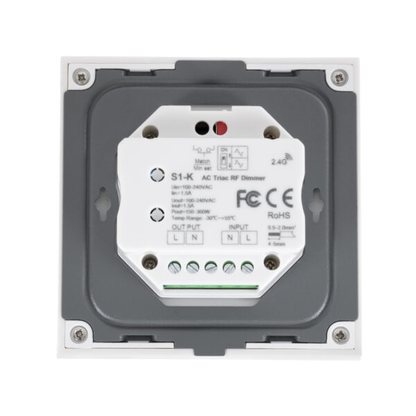 GloboStar® 71454 S1-K SKYDANCE AC Smart RF 2.4Ghz & Ροοστάτη – Push ON/OFF Triac Dimming AC100-240V σε AC100-240V 1 x 1.5A 360W – Max 1.5A 360W – IP20 – Λευκό Σώμα – Μ8.5 x Π8.5 x Υ5cm – 5 Years Warranty