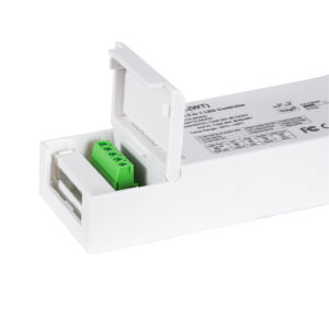 GloboStar® 71470 V5-L SKYDANCE DC WiFi & RF 2.4Ghz Dimmer High Speed Controller 5 Καναλιών DC 12-48V 5 x 6A 288W – Max 30A 1440W – IP20 Μ18 x Π5.7 x Υ2.8cm – 5 Years Warranty