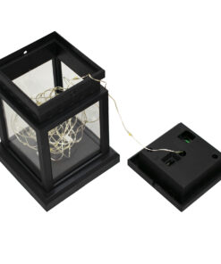 GloboStar® 71505 Αυτόνομο Ηλιακό Κρεμαστό Διακοσμητικό Φωτιστικό Φανάρι με Γιρλάντα LED 1W 50lm με Ενσωματωμένη Μπαταρία 120mAh – Φωτοβολταϊκό Πάνελ με Αισθητήρα Ημέρας-Νύχτας Αδιάβροχο IP65 Θερμό Λευκό 3000K