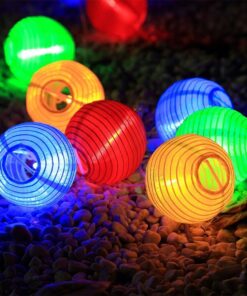 GloboStar® 71595 Αυτόνομο Ηλιακό Φωτιστικό Υφασμάτινη Ροζ Μπάλα Φ30cm LED SMD 1W 100lm με Ενσωματωμένη Μπαταρία 1200mAh – Φωτοβολταϊκό Πάνελ με Αισθητήρα Ημέρας-Νύχτας Αδιάβροχο IP65 Ψυχρό Λευκό 6000K