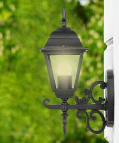 Εξωτερικό φωτιστικό τοίχου vintage στυλ, μαύρο μέταλλο με γυάλινο κάλυμμα. Ιδανικό για κήπους και μπαλκόνια.