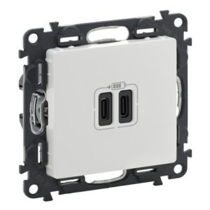 VALENA LIFE ΠΡ 2ΧUSB ΦΟΡΤ ΤΥΠΟΥ C 3000MA WHITE LEGRAND – 753107