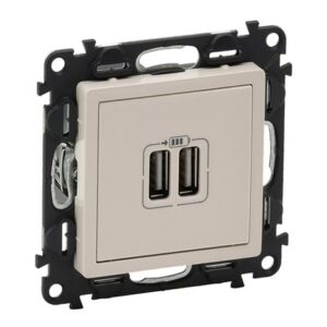 VALENA LIFE ΠΡ 2ΧUSB ΦΟΡΤ 1500MA IVORY LEGRAND – 753212