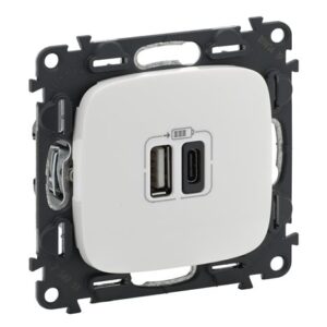 VALENA ALLURE ΠΡ 2ΧUSB ΦΟΡΤ A&C 3000MA WHITE LEGRAND – 754965