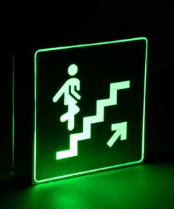 GloboStar® SENSATI 75659 Φωτιστικό Τοίχου Ένδειξης STAIRS UP ARROW LED 1W AC 220-240V IP20 – Σώμα Αλουμινίου – Μ11 x Π11 x Υ3cm – Πράσινο