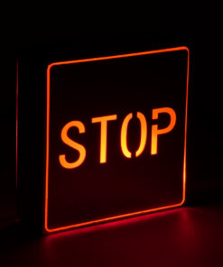 GloboStar® SENSATI 75653 Φωτιστικό Τοίχου Ένδειξης STOP LED 1W AC 220-240V IP20 – Σώμα Αλουμινίου – Μ11 x Π11 x Υ3cm – Κόκκινο