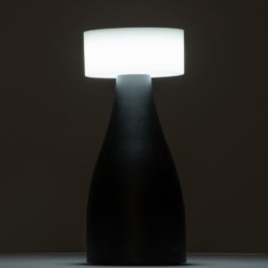 GloboStar® DOLLY 76466 Μοντέρνο Επιτραπέζιο Φωτιστικό Πορτατίφ LED 1.5W 105lm 120° DC 5V Επαναφορτιζόμενο με Μπαταρία Li-ion 1800mAh – Διακόπτη Αφής με 3 Εναλλαγές Φωτισμού CCT Θερμό – Φυσικό – Ψυχρό 1500K – 4500K – 6000K Dimmable – D9 x 21cm – Λευκό