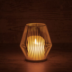 GloboStar® CANDLE 76488 Διακοσμητικό Realistic Κερί με LED Εφέ Κινούμενης Φλόγας – Μπαταρίας 2 x AA (Δεν Συμπεριλαμβάνονται) & Ασύρματο Χειριστήριο IR Θερμό Λευκό 2700K Dimmable Λευκό Φ14 x Υ16cm