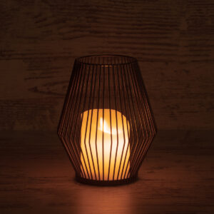 GloboStar® CANDLE 76494 Διακοσμητικό Realistic Κερί με LED Εφέ Κινούμενης Φλόγας – Μπαταρίας 2 x AA (Δεν Συμπεριλαμβάνονται) & Ασύρματο Χειριστήριο IR Θερμό Λευκό 2700K Dimmable Μαύρο Φ16 x Υ18cm