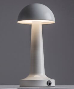 GloboStar® COCO 76508 Μοντέρνο Επιτραπέζιο Φωτιστικό Πορτατίφ LED 1.5W 105lm 120° DC 5V Επαναφορτιζόμενο με Μπαταρία 1800mAh – Διακόπτη Αφής με 3 Εντάσεις Φωτισμού Θερμό Λευκό 2700K Dimmable – Φ10 x 22cm – Λευκό