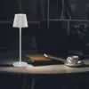 LED φωτιστικό γραφείου 2W επαναφορτιζόμενο 3000Κ με λευκό σώμα dimmable V-TAC – 7651