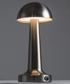 GloboStar® COCO 76510 Μοντέρνο Επιτραπέζιο Φωτιστικό Πορτατίφ LED 1.5W 105lm 120° DC 5V Επαναφορτιζόμενο με Μπαταρία Li-ion 1800mAh – Διακόπτη Αφής με 3 Εντάσεις Φωτισμού Θερμό Λευκό 2700K Dimmable – Φ10 x 22cm – Ασημί