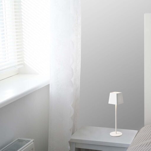 LED φωτιστικό γραφείου 2W επαναφορτιζόμενο 3000Κ με λευκό σώμα dimmable V-TAC – 7691