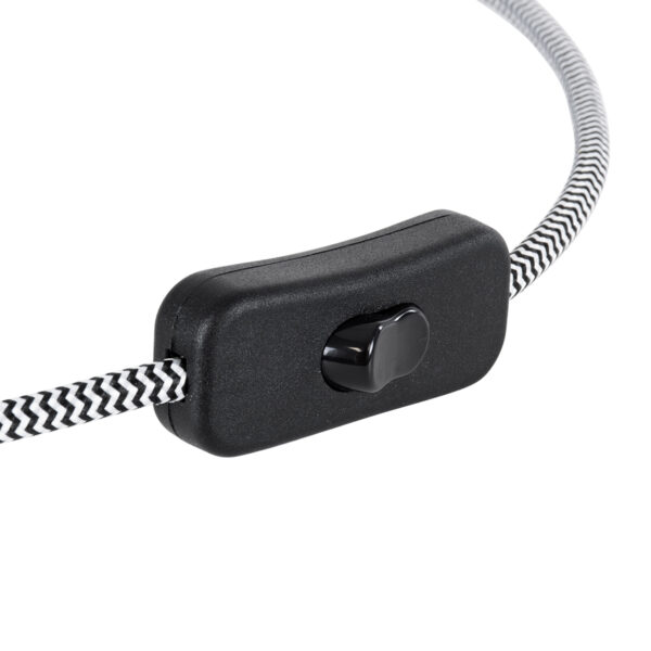 GloboStar® 77668 Μοντέρνο Κρεμαστό Φωτιστικό Whip Μονόφωτο 1 x E27 με Μαύρο Διακόπτη – Μαύρο Ντουί E27 – Μαύρη Ροδέλα για Καπέλο – Μαύρη Πρίζα και Άσπρο Μαύρο Υφασμάτινο Καλώδιο Φ5.8 x Υ140cm