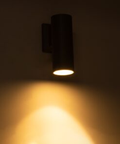 GloboStar® WALLY 77874 Φωτιστικό Τοίχου – Απλίκα Αρχιτεκτονικού Φωτισμού Εσωτερικού/Εξωτερικού Χώρου Up or Down Μονόφωτο 1 x GU10 AC220-240V Αδιάβροχο IP65 – Σώμα Αλουμινίου & Tempered Glass – Μ6.4 x Π11 x Υ17cm – Ασημί – 5 Years Warranty