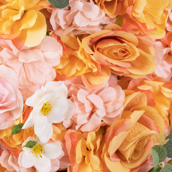 GloboStar® Artificial Garden ROSES STORY ORANGE 78333 Τεχνητό Διακοσμητικό Πάνελ Λουλουδιών – Κάθετος Κήπος σύνθεση Αμβροσία Μ60 x Π40 x Υ6cm