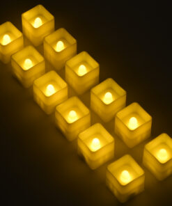 GloboStar® CANDLE 79538 ΣΕΤ 12 x Διακοσμητικά Realistic Κεράκια με LED Εφέ Κινούμενης Φλόγας – Μπαταρίας 12 x CR2032 Θερμό Λευκό 2700K Μπεζ L3.5 x W3.5 x H3.5cm