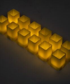 GloboStar® CANDLE 79539 ΣΕΤ 12 x Διακοσμητικά Realistic Κεράκια με LED Εφέ Κινούμενης Φλόγας – Μπαταρίας 12 x CR2032 Θερμό Λευκό 2700K Μπεζ L3.7 x W3.7 x H5.5cm