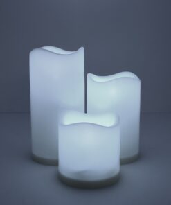 GloboStar® 79551 ΣΕΤ 3 Διακοσμητικών Realistic Κεριών με LED Εφέ Κινούμενης Φλόγας – Μπαταρίας & Ασύρματο Χειριστήριο IR Ψυχρό Λευκό 6000K Dimmable