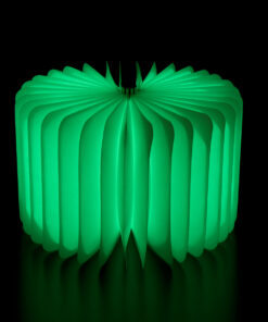 GloboStar® 79636 Vintage Ξύλινο Επιτραπέζιο Διακοσμητικό Φωτιστικό XL Βιβλίο LED SMD 4W 350lm DC 5V 2000mAh Επαναφορτιζόμενο με Καλώδιο Τροφοδοσίας USB RGB 21.5 x 16.5 x 2.2cm