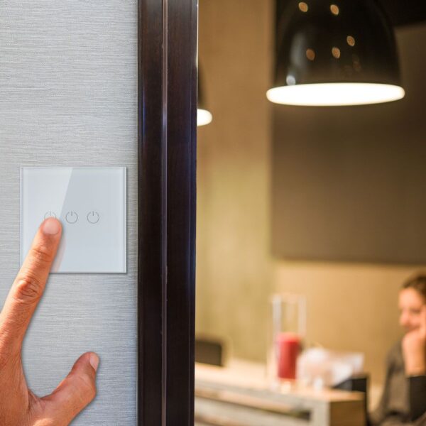 Wi-Fi Διακόπτης Αφής Χωνευτός Λευκός Smart Home Συμβατός Με Amazon Alexa & Google Home V-TAC – 8417