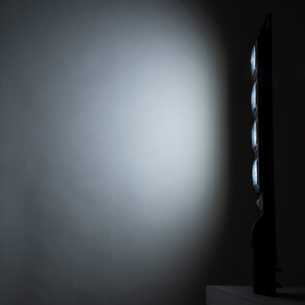 GloboStar® STREETA 85344 Professional LED Solar Street Light Αυτόνομο Ηλιακό Φωτιστικό Δρόμου 120W 1200lm 192 x LED SMD 5730 με Ενσωματωμένο Φωτοβολταϊκό Panel 6V 15W & Επαναφορτιζόμενη Μπαταρία Li-ion 3.2V 15000mAh με Αισθητήρα Ημέρας-Νύχτας & PIR Αισθητήρα Κίνησης – Αδιάβροχο IP65 – Ψυχρό Λευκό 6000K – Μ24 x Π6 x Υ73cm – 2 Years Warranty