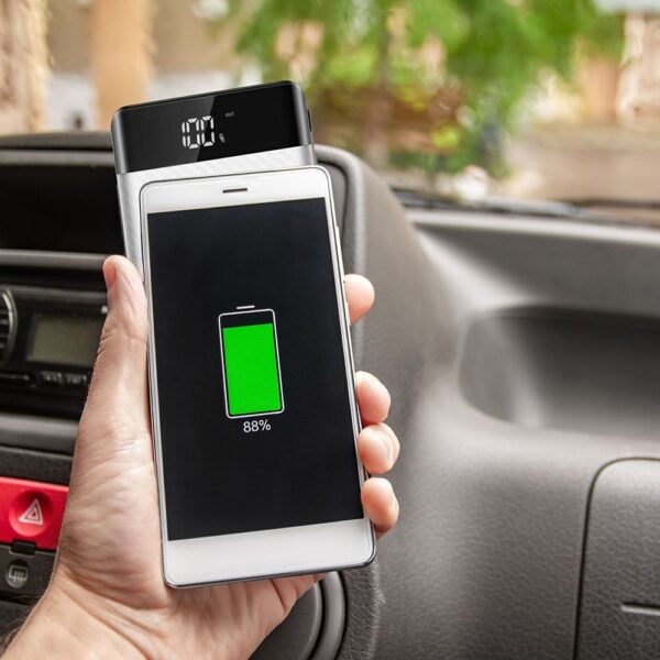 Power Bank Wireless Charging 20000mAh με Οθόνη Ενσωματωμένο Καλώδιο 2 Θύρες Type-C/Micro USB & 2 Θύρες USB Λευκό V-TAC – 8860