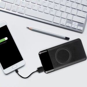 Power Bank 10000mAh, ασύρματο, μαύρο σώμα με 2 θύρες USB + TYPE C και ψηφιακή οθόνη V-TAC – 8905