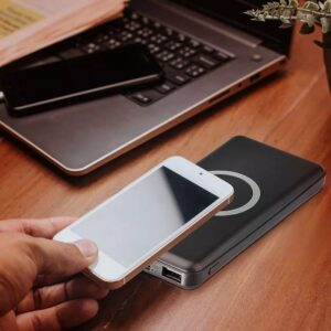 Power Bank 10000mAh, ασύρματο, μαύρο σώμα με 1 θύρα USB + TYPEC V-TAC – 8909