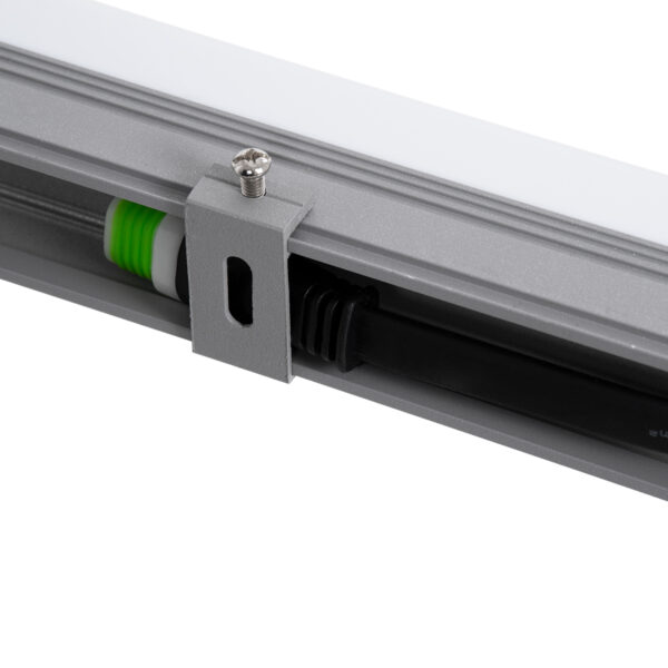GloboStar® DIGI-BAR 90213 Ψηφιακή Μπάρα Φωτισμού Wall Washer Digital Pixel Facade Tuber Bar LED 12W 840lm 180° DC 24V Αδιάβροχο IP65 L100 x W3 x H4.5cm Θερμό Λευκό 2700K DMX512 – Ασημί με Οπάλ Λευκό Κάλυμμα – 3 Years Warranty