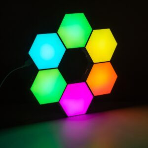 GloboStar® DIGIOCTA 90448 Σετ 6 Ψηφιακων LED RGB Φωτιστικών Κυψελών με Ψηφιακό Controller με WiFi Smart APP & Ασύρματο Χειριστήριο RF 2.4Ghz – LED SMD 5050 9W/Σετ 84PIXEL/Σετ 720lm/Σετ 120° DC 5V με USB 2.0 IP20 Πολύχρωμο RGB – Dimmable – Μ10.5 x Π10.5 x Υ3cm Ανά Κυψέλη – 2 Χρόνια Εγγύηση