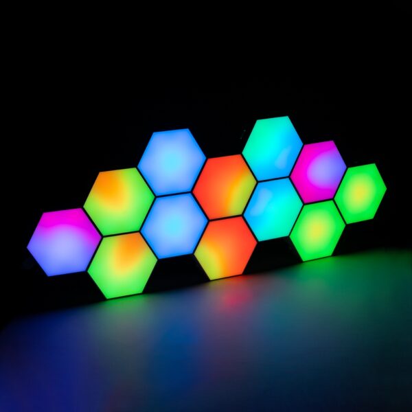 GloboStar® DIGIOCTA 90449 Σετ 12 Ψηφιακων LED RGB Φωτιστικών Κυψελών με Ψηφιακό Controller με WiFi Smart APP & Ασύρματο Χειριστήριο RF 2.4Ghz – LED SMD 5050 18W/Σετ 168PIXEL/Σετ 1440lm/Σετ 120° DC 5V με USB 2.0 IP20 Πολύχρωμο RGB – Dimmable – Μ10.5 x Π10.5 x Υ3cm Ανά Κυψέλη – 2 Χρόνια Εγγύηση
