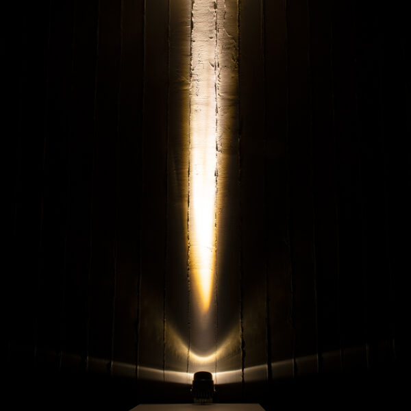 GloboStar® SPOT-XENIA 90632 Σποτ Φωτισμου Wall Washer LED 16W 1440lm 3° DC 24V Αδιάβροχο IP65 Φ9 x Υ12cm Θερμό Λευκό 3000K – Σφυρήλατο Γκρι – 3 Years Warranty