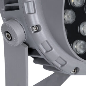 GloboStar® FLOOD-MENA 90645 Προβολέας Wall Washer με Αντιθαμβωτική Γρίλια για Φωτισμό Κτιρίων LED 36W 3240lm 30° AC 220-240V Αδιάβροχο IP65 Φ23 x Υ18cm Θερμό Λευκό 3000K – Ασημί – 3 Years Warranty