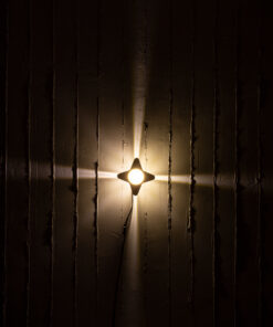 GloboStar® WALLLIGHT-CINA 90658 Φωτιστικό Τοίχου – Απλίκα LED 10W 1100lm 10° AC 220-240V Αδιάβροχο IP65 Μ18.5 x Π18.5 x Υ8.5cm Θερμό Λευκό 3000K – Μπεζ της Άμμου