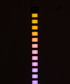 GloboStar® DIGICOLUMN 90762 Μοντέρνο Επιδαπέδιο Φωτιστικό Γραφείου Digital Pixel Rhythm Music Bar LED 12W 960lm 90° DC 5V με USB 2.0 IP20 – Εναλλαγή Φωτισμού μέσω Τηλεχειριστηρίου – Πολύχρωμο RGB – Dimmable – Μαύρο – Μ3.4 x Π2.5 x Υ122cm – 2 Χρόνια Εγγύηση