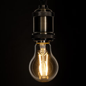 GloboStar® 99007 Λάμπα LED Long Filament E27 A60 Γλόμπος 8W 800lm 360° AC 220-240V IP20 Φ6 x Υ10.5cm Θερμό Λευκό 2700K με Διάφανο Γυαλί – Dimmable – 3 Χρόνια Εγγύηση