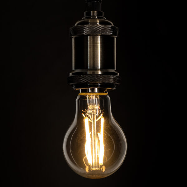 GloboStar® 99007 Λάμπα LED Long Filament E27 A60 Γλόμπος 8W 800lm 360° AC 220-240V IP20 Φ6 x Υ10.5cm Θερμό Λευκό 2700K με Διάφανο Γυαλί – Dimmable – 3 Χρόνια Εγγύηση