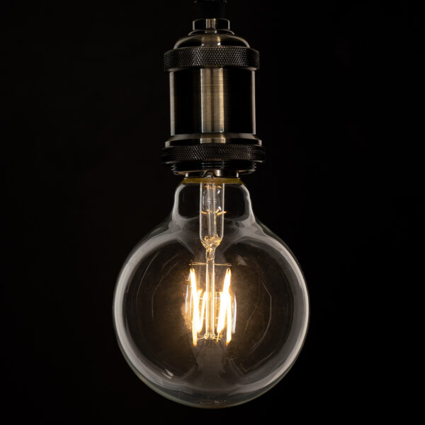 GloboStar® 99009 Λάμπα LED Long Filament E27 G95 Γλόμπος 4W 400lm 360° AC 220-240V IP20 Φ9.5 x Υ13.5cm Θερμό Λευκό 2700K με Διάφανο Γυαλί – Dimmable – 3 Years Warranty