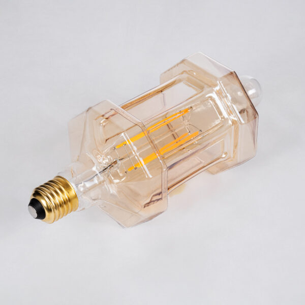 GloboStar® 99026 Λάμπα LED Long Filament E27 FT95 LANTERN Γλόμπος 8W 650lm 360° AC 220-240V IP20 Φ9.5 x Υ21.5cm Ultra Θερμό Λευκό 2200K με Μελί Γυαλί – Dimmable – 3 Years Warranty