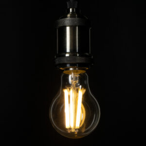 GloboStar® 99087 Λάμπα LED Long Filament E27 A60 Γλόμπος 7W 1470lm 360° AC 220-240V IP20 Φ6 x Υ11cm Θερμό Λευκό 2700K με Διάφανο Γυαλί – Pro Series 210lm/W – A Ενεργειακή Κλάση – 3 Χρόνια Εγγύηση