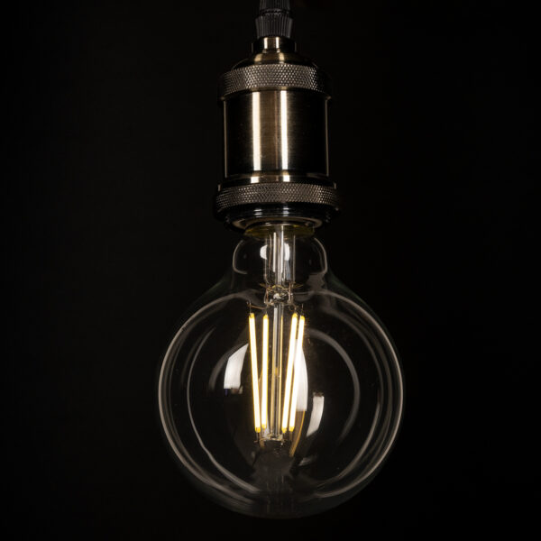 GloboStar® 99092 Λάμπα LED Long Filament E27 G95 Γλόμπος 4W 840lm 360° AC 220-240V IP20 Φ9.5 x Υ13.8cm Φυσικό Λευκό 4000K με Διάφανο Γυαλί – Pro Series 210lm/W – A Ενεργειακή Κλάση – 3 Χρόνια Εγγύηση