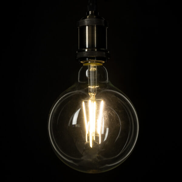 GloboStar® 99093 Λάμπα LED Long Filament E27 G125 Γλόμπος 4W 840lm 360° AC 220-240V IP20 Φ12.5 x Υ13.8cm Φυσικό Λευκό 4000K με Διάφανο Γυαλί – Pro Series 210lm/W – A Ενεργειακή Κλάση – 3 Χρόνια Εγγύηση