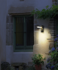 LED ΑΠΛΙΚΑ ΕΞΩΤΕΡΙΚΟΥ ΧΩΡΟΥ ΣΕ ΣΚΟΥΡΟ ΓΚΡΙ ΜΕ ΑΙΣΘΗΤΗΡΑ ΚΙΝΗΣΗΣ 7W IP54 ACA – LG8205GPIR