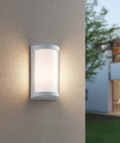 Φωτιστικό Τοίχου Λευκό Ματ PUELO 1x E27 IP44 Reality – R21186131