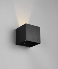 Επιτοίχιο Επαναφορτιζόμενο Μαγνητικό Φωτιστικό Up-Down Μαύρο Ματ 5V Reality LED 1W 100lm 3000K IP44 με Ανιχνευτή Κίνησης – R27759132